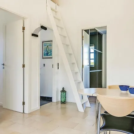 3 Bedroom Stunning In Vaeggerlose Holiday home *